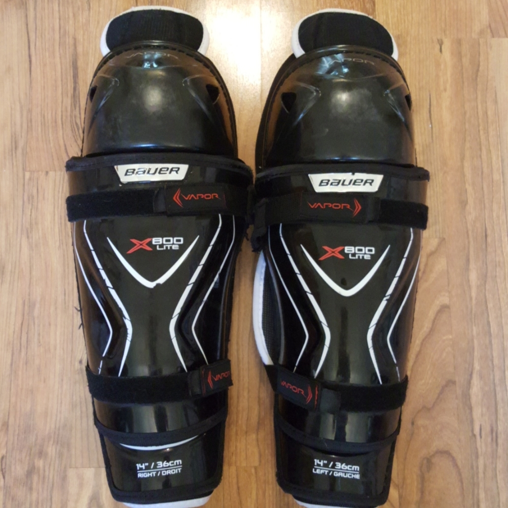 Bauer X800 Lite 14 inch hockey shin guards